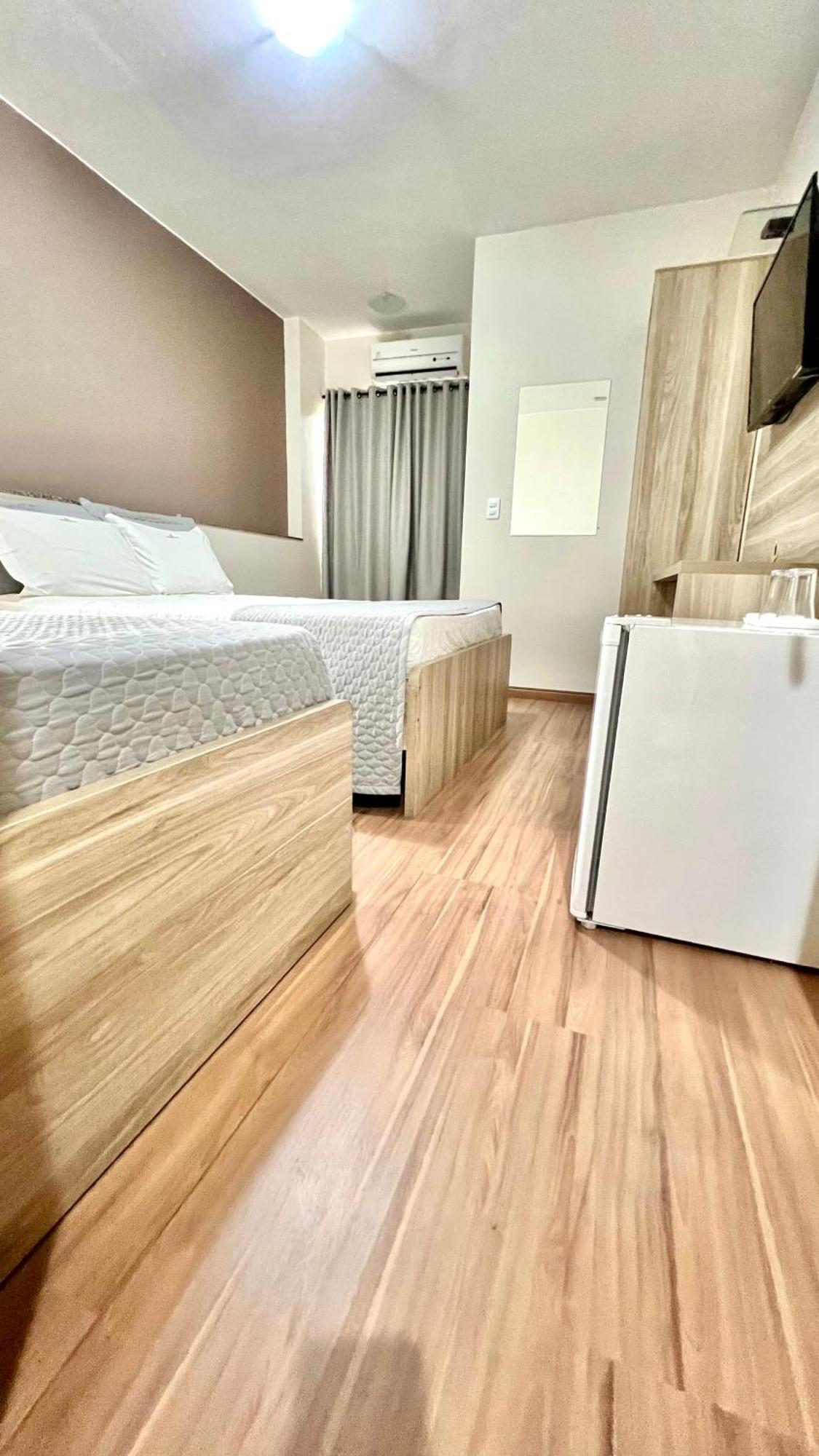 Hotel Golden Jk Muriae Bagian luar foto