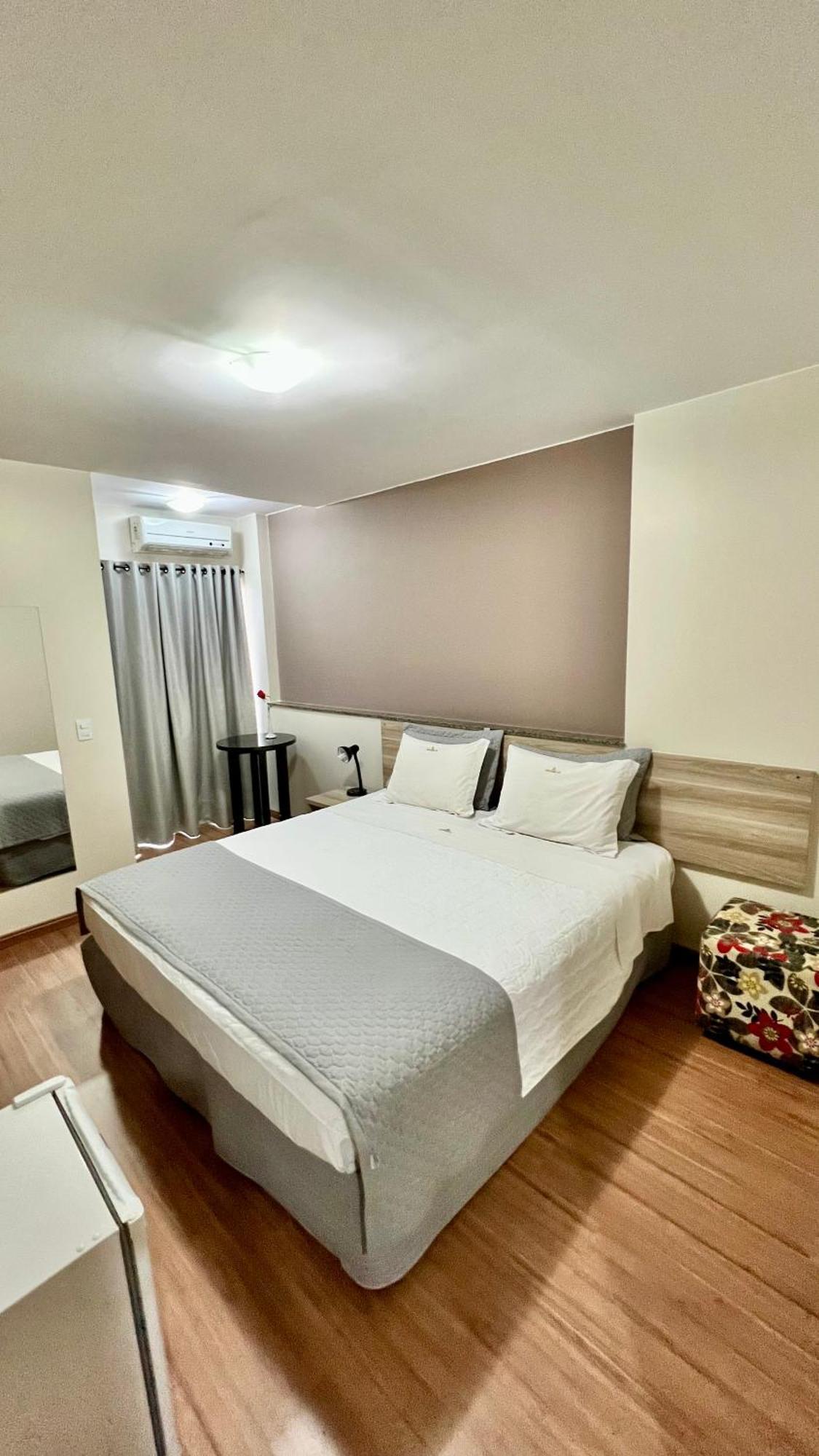 Hotel Golden Jk Muriae Bagian luar foto