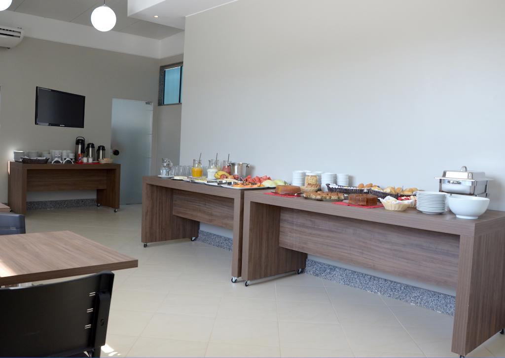 Hotel Golden Jk Muriae Bagian luar foto