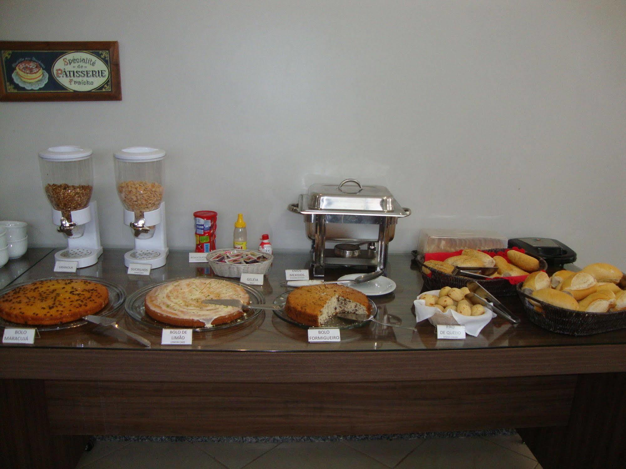 Hotel Golden Jk Muriae Bagian luar foto
